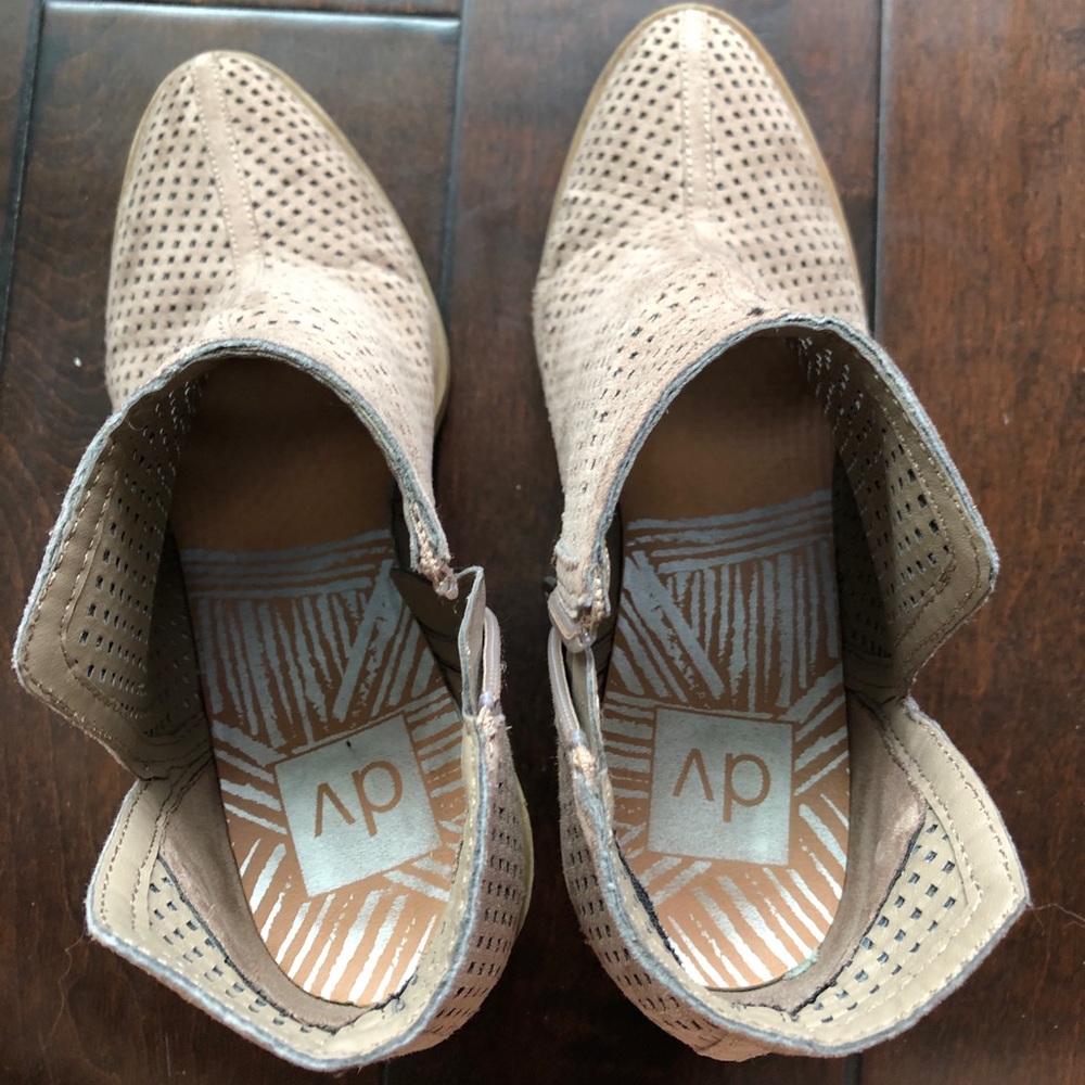 DV booties - Picture 2 of 3